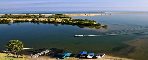Batticaloa Lagoon Kayaking