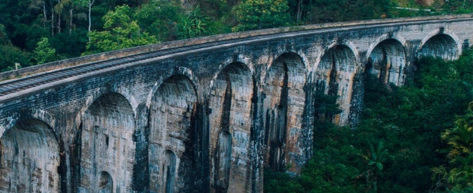 Ella Railway Station & Nine Arches Bridge