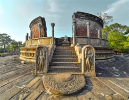 Polonnaruwa day tour